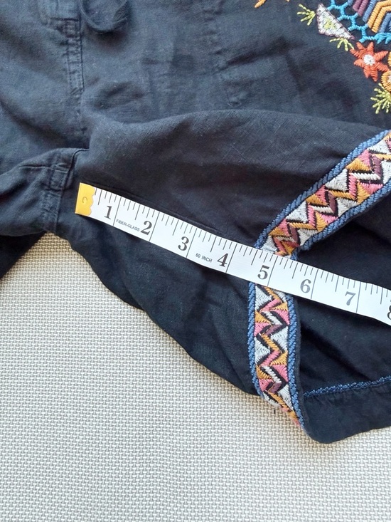 Johnny Was Black Linen Embroidered Floral Drawstring Shorts - Picture 5 of 8